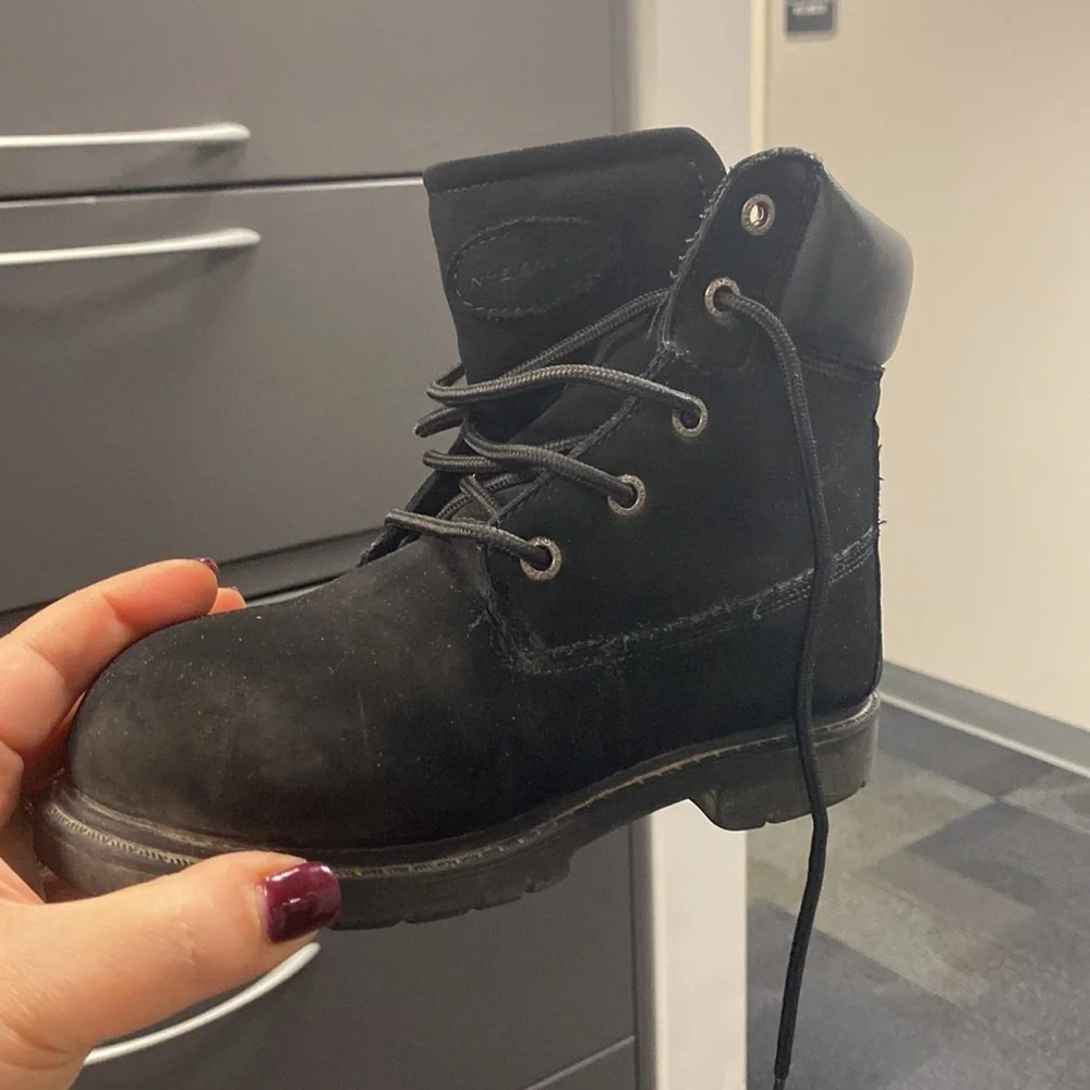 LUGS black lace up chukka boots little boys kids youth size 1.5
